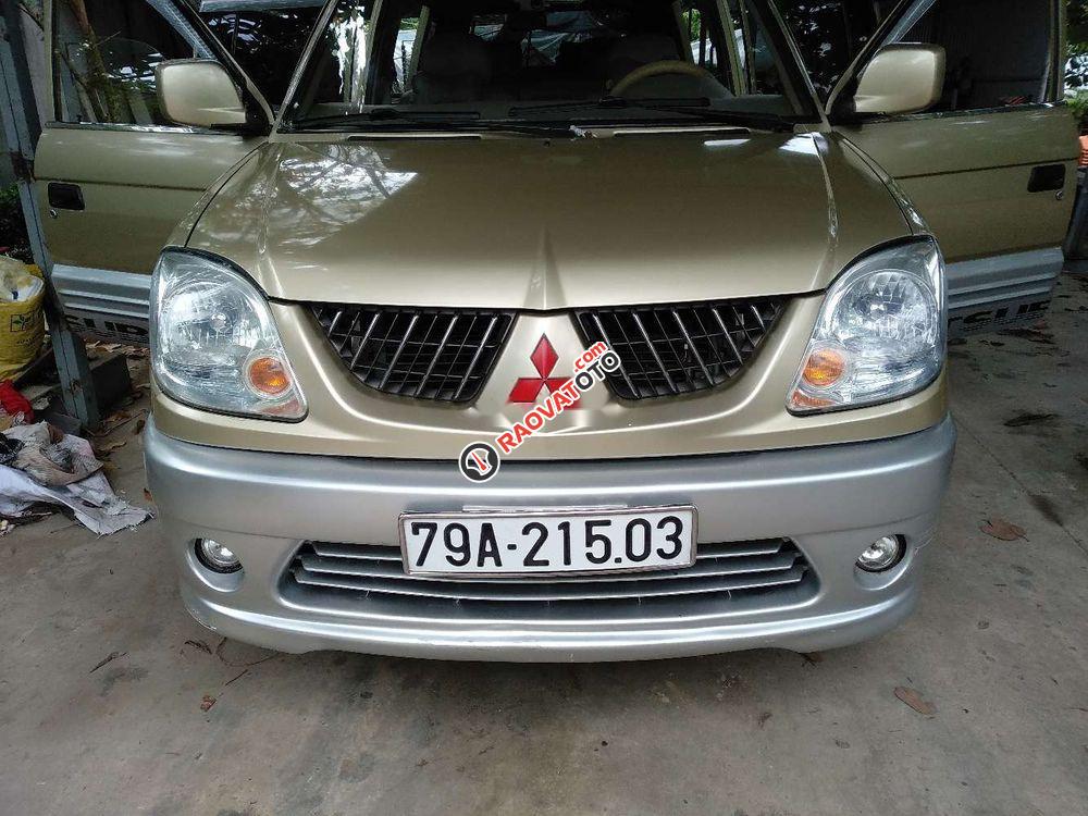 Cần bán gấp xe cũ Mitsubishi Jolie MPi 2004, màu vàng đồng-0