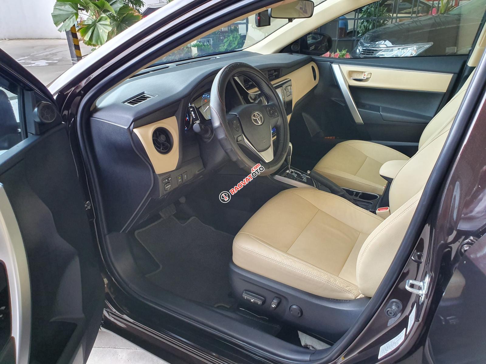 Bán xe Toyota Corolla Altis G sản xuất 2019, màu nâu-10