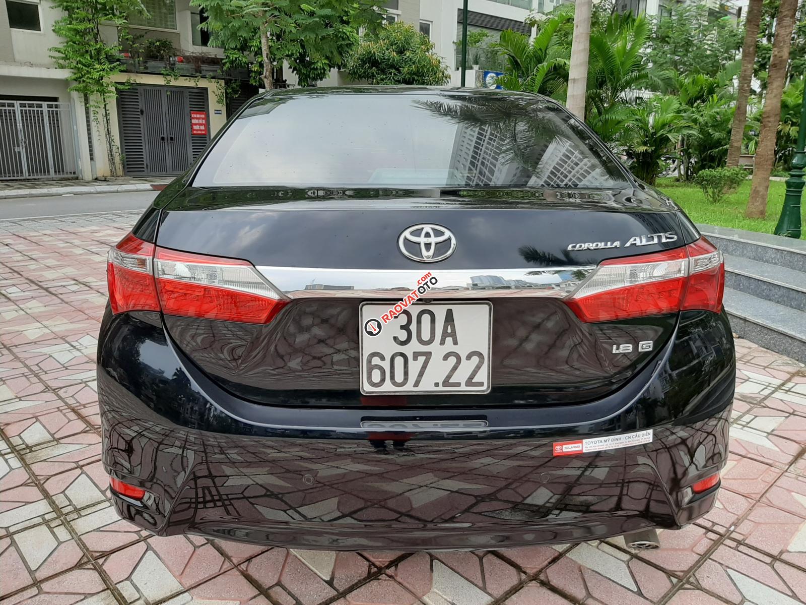 Bán Toyota Corolla altis 1.8G đời 2015, màu đen-8