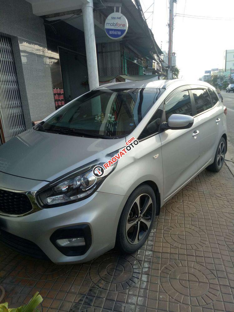 Bán Kia Rondo 2.0,sản xuất 2017, GMT, xe đẹp xuất sắc, odo 34000km, xe không 1 lỗi nhỏ, sơn zin 100%-0