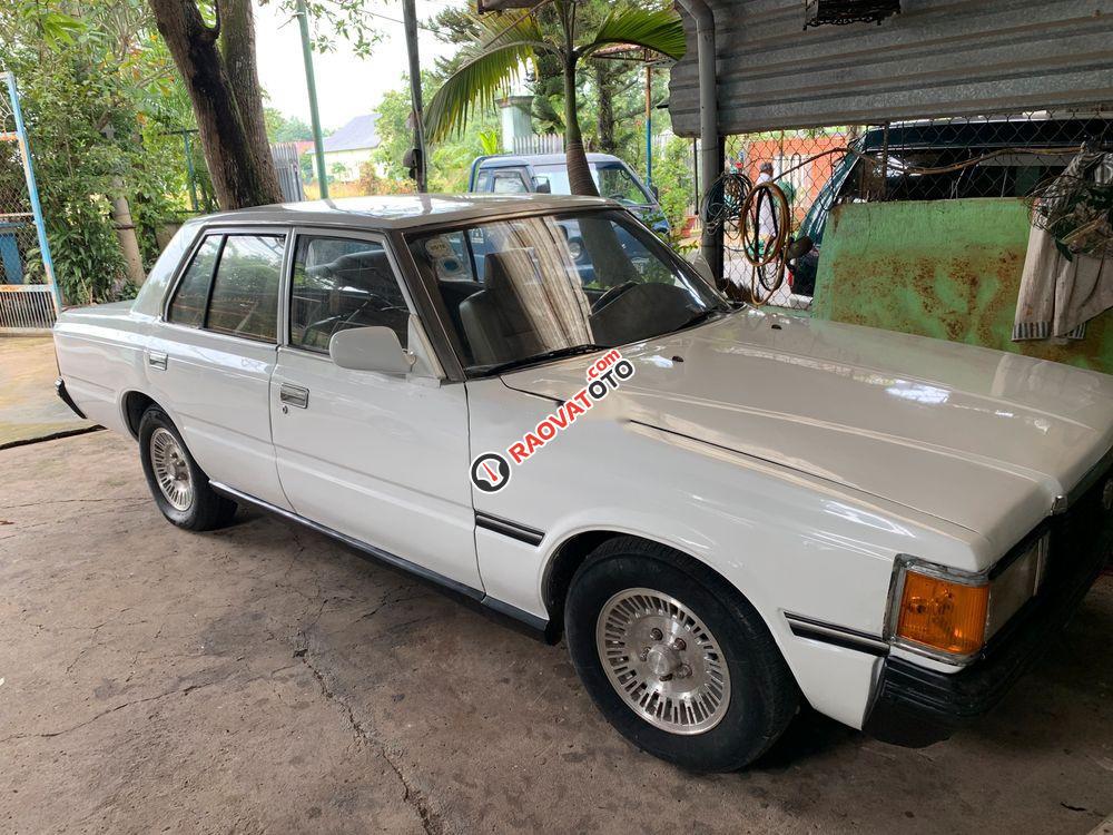 Bán Toyota Crown 1983, màu trắng, nhập khẩu nguyên chiếc-4