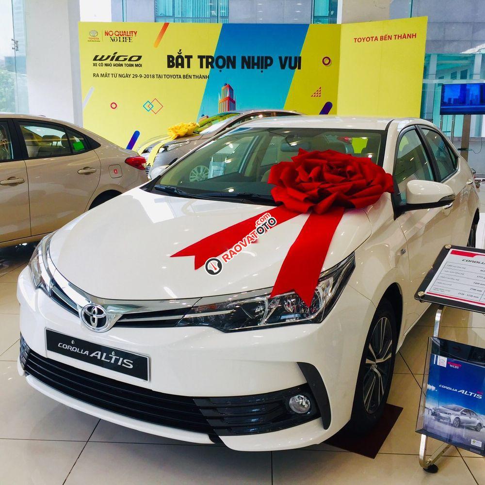 Bán Toyota Corolla altis 1.8G đời 2019, màu trắng, giá tốt-2