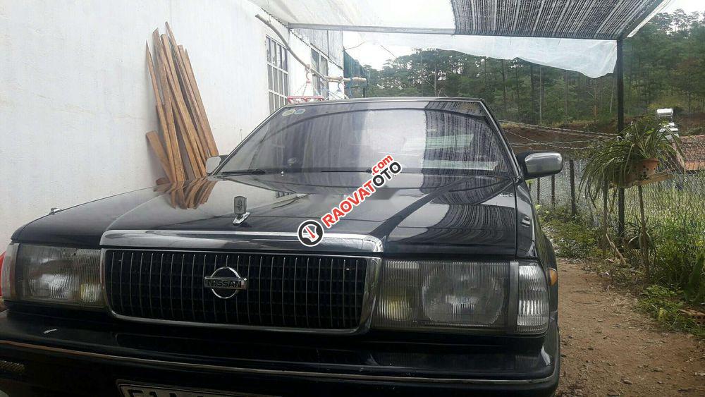 Bán Nissan Cedric V6 đời 1992, nhập khẩu, máy còn tốt-1