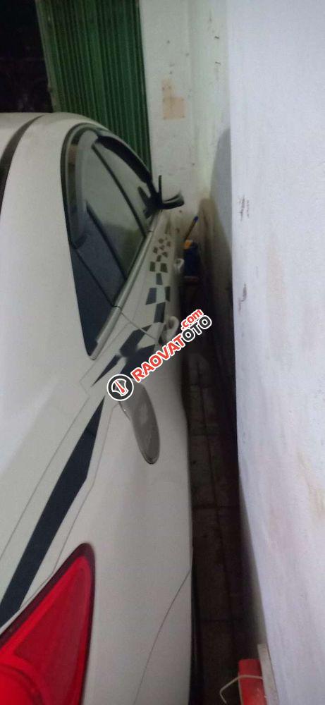 Cần bán lại xe Chevrolet Cruze MT đời 2011, màu trắng, giá chỉ 310 triệu-2