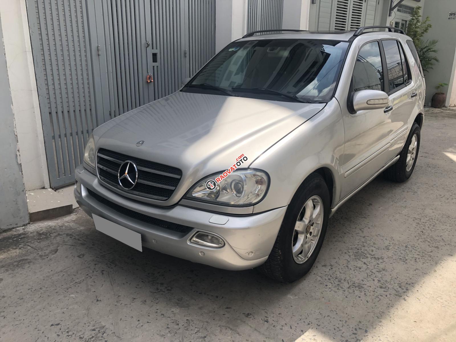 Bán Mercedes ML500 tự động 2003, ĐK 2006, màu bạc, xe chính chủ-1