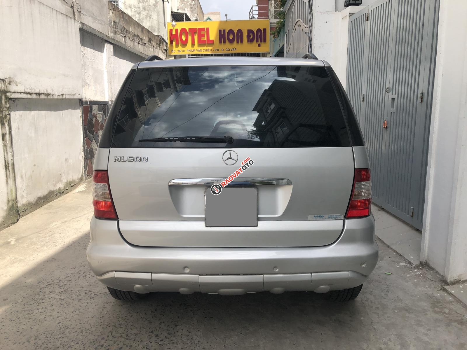 Bán Mercedes ML500 tự động 2003, ĐK 2006, màu bạc, xe chính chủ-0