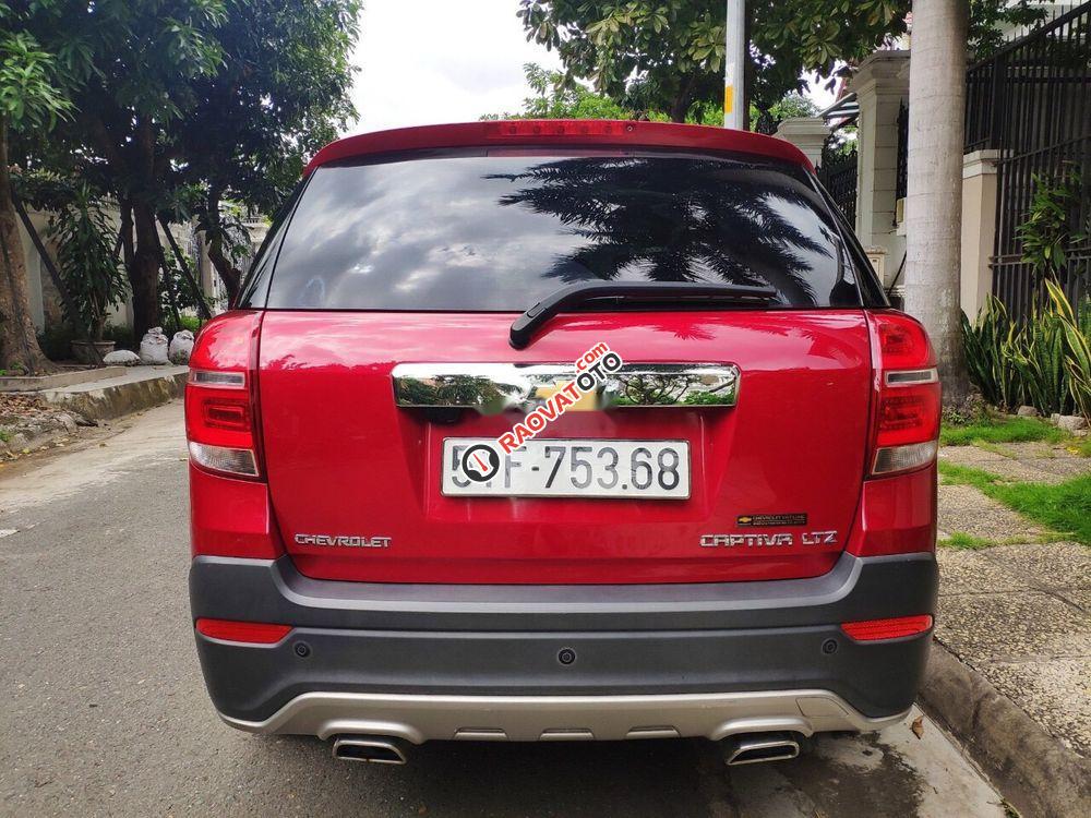 Cần bán xe Chevrolet Captiva Revv đời 2016, màu đỏ-0