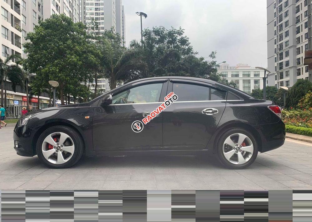 Chính chủ bán xe Daewoo Lacetti 1.6 CDX đời 2010, màu đen-0