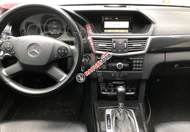 Bán Mercedes E250 năm 2011, màu đen, nhập khẩu  -5