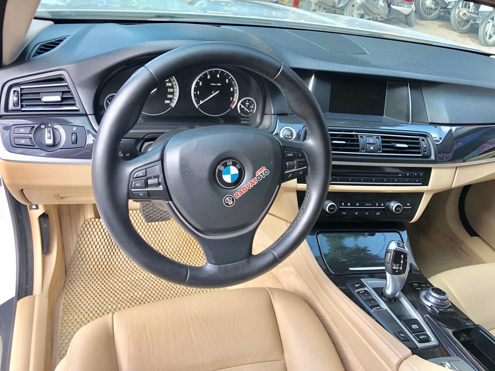 Bán BMW 535i 3.0L màu trắng/kem sản xuất 2014-9