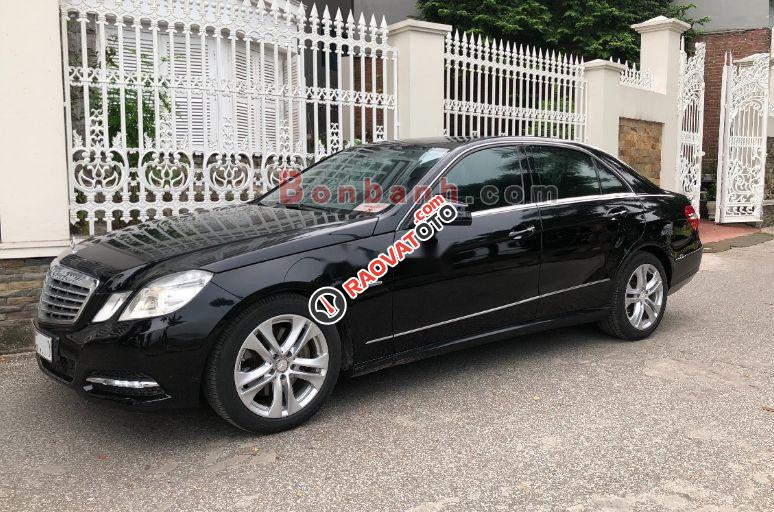 Bán Mercedes E250 năm 2011, màu đen, nhập khẩu  -3