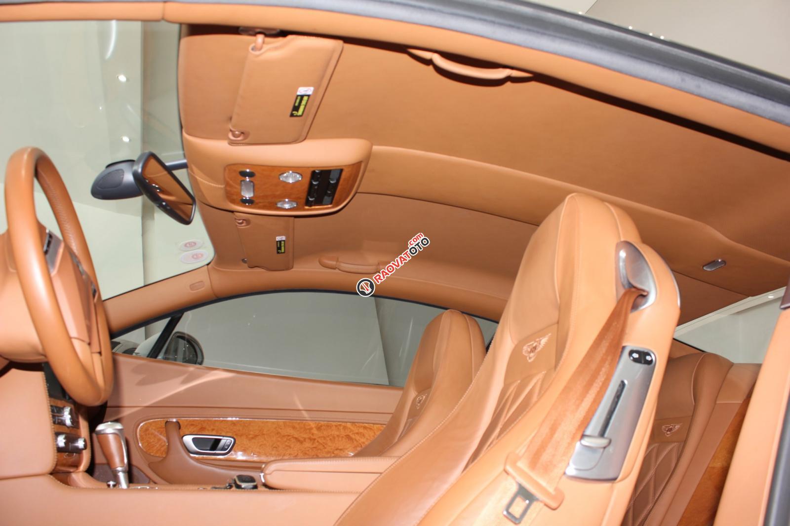 Bán xe Bentley Continental GT Speed 6.0L model 2010, màu trắng, nhập khẩu-5