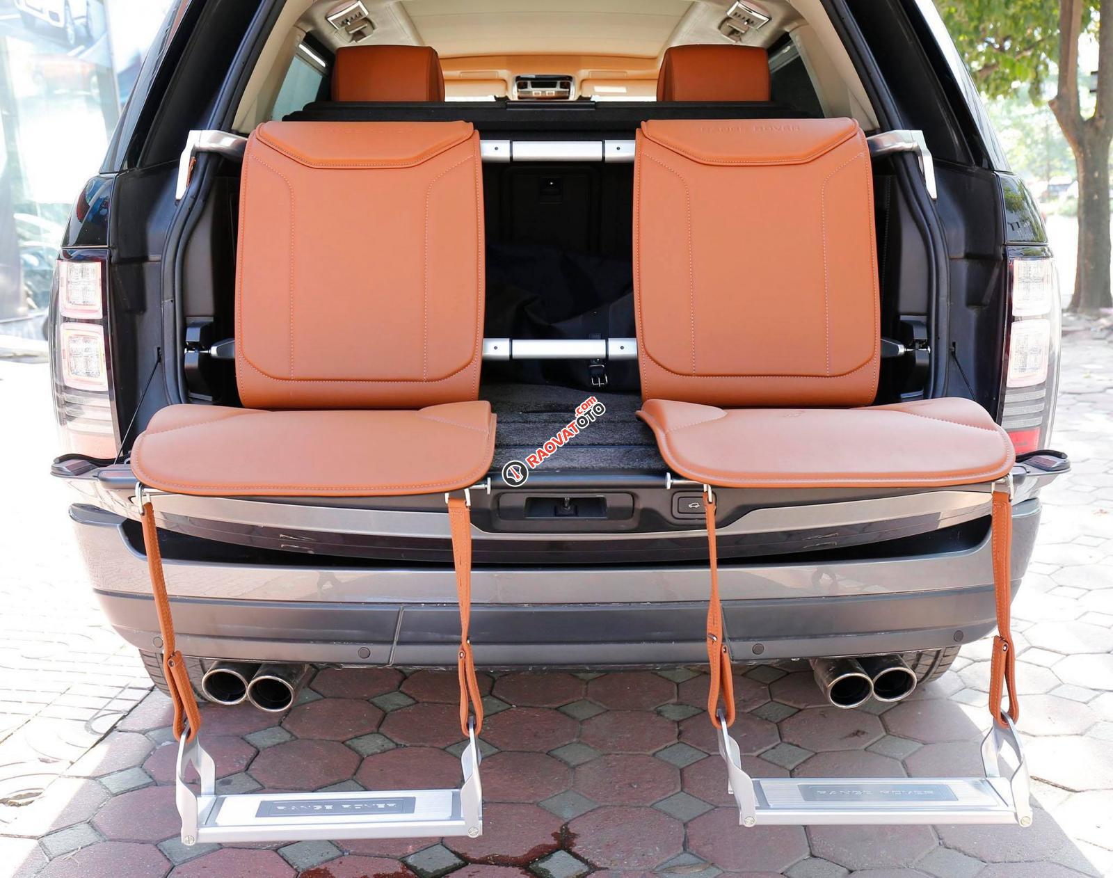 Hai màu xám đen-7