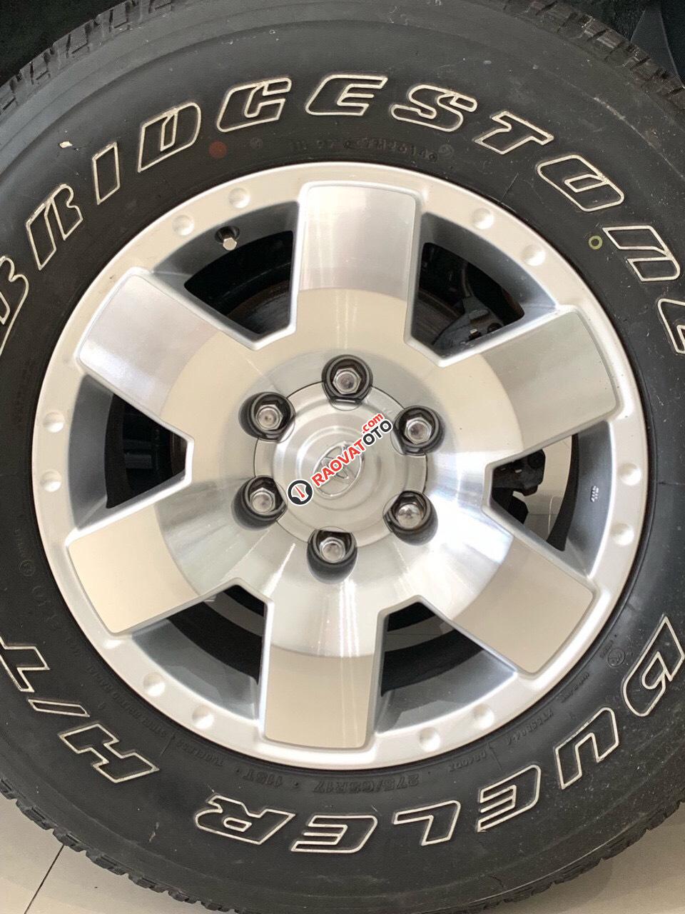 Cần bán Toyota Fj Cruiser sản xuất năm 2006, màu nâu, nhập khẩu-3