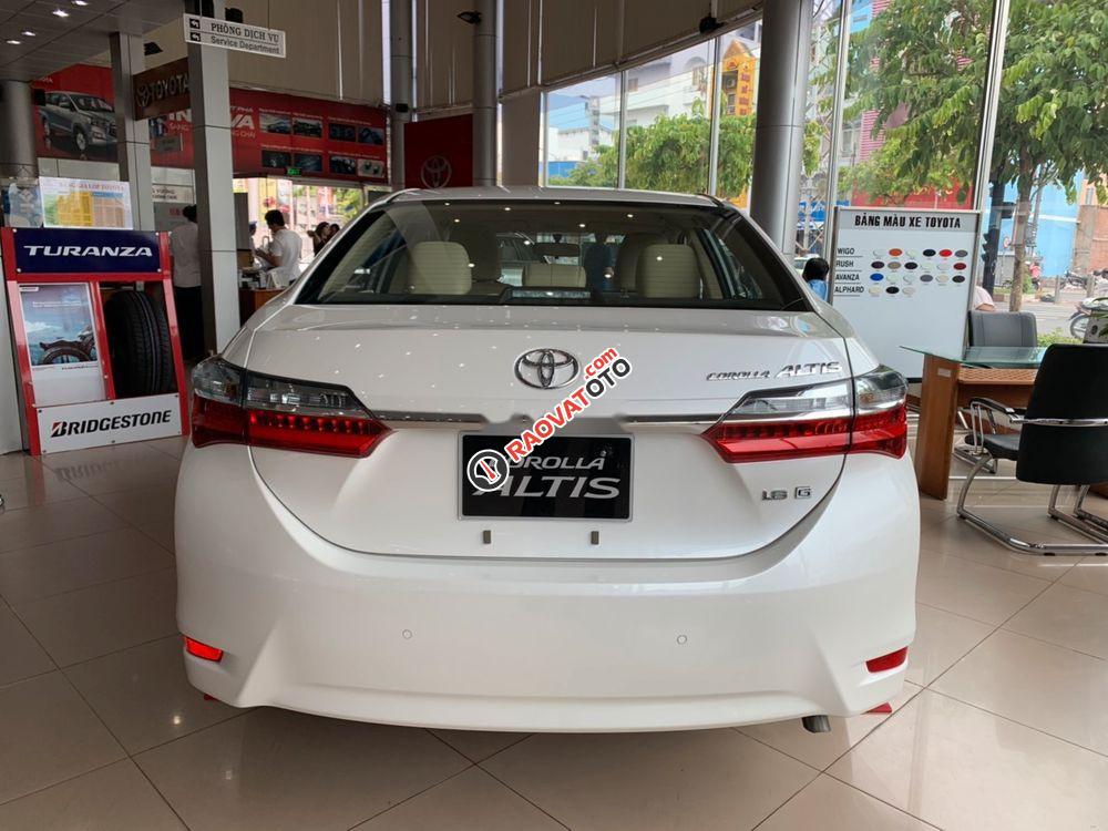 Bán xe Toyota Corolla altis sản xuất 2019, màu trắng, 791tr-0