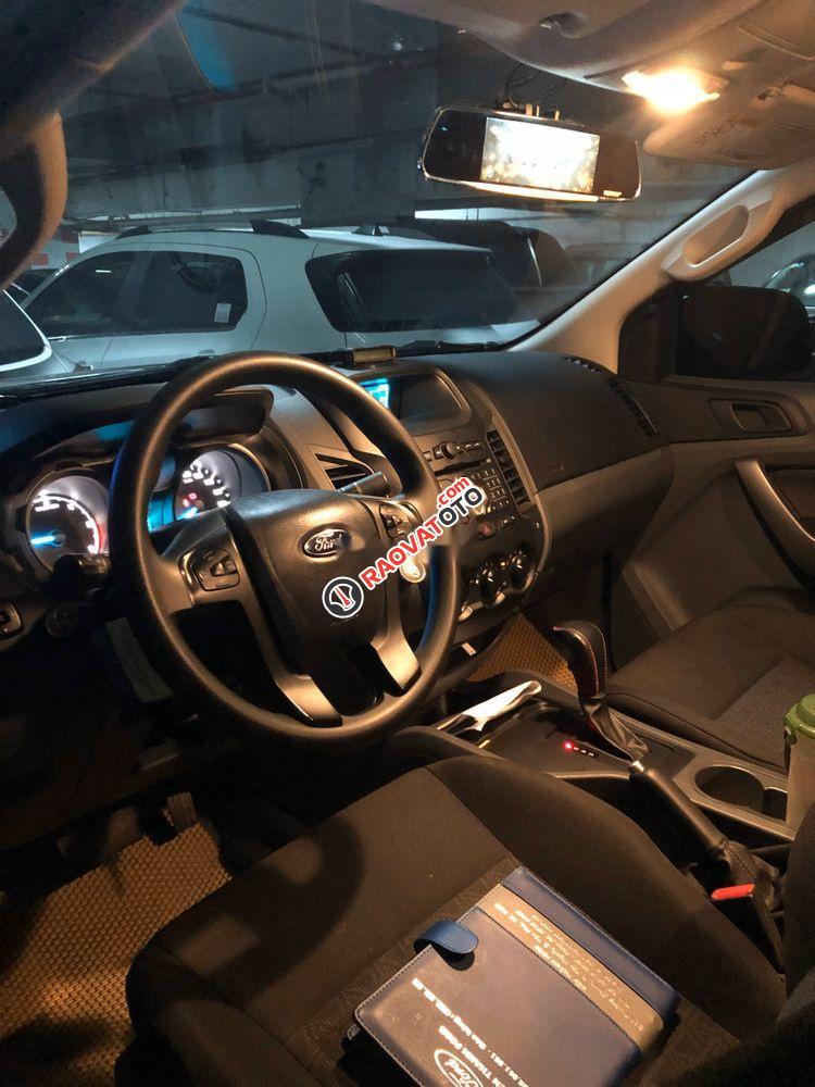 Bán Ford Ranger AT sản xuất năm 2017, màu bạc, nhập khẩu, chính chủ -4