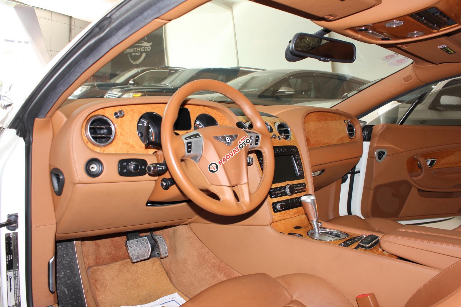 Khách đổi Rollroy Phantom nên cần bán Bentley Continental 2010 đi lướt siêu đẹp-13