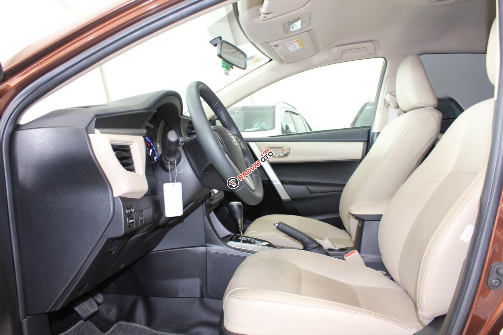 Cần bán Toyota Corolla altis G sản xuất 2016, màu nâu-0