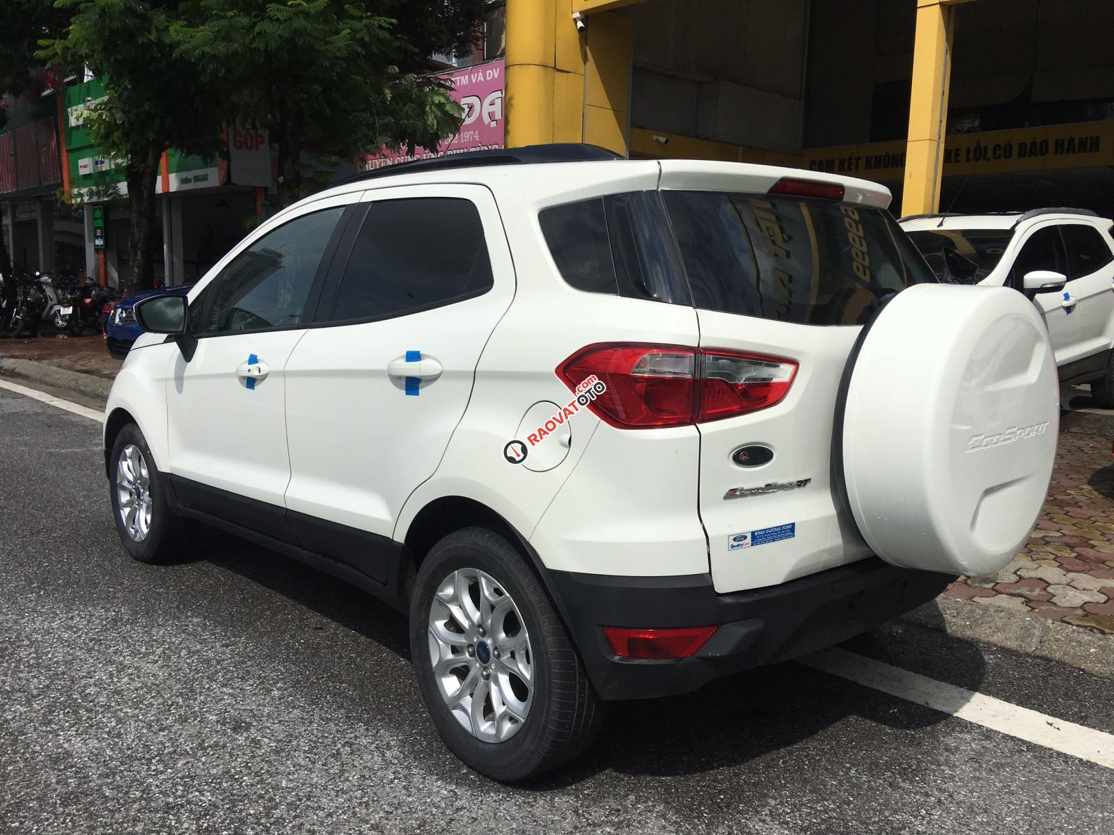 Cần bán Ford EcoSport Titanium 1.5 AT năm sản xuất 2015, màu trắng-12