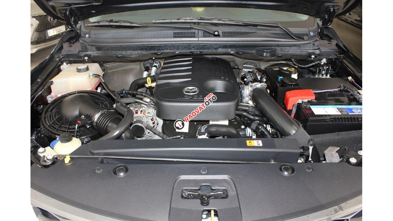 Bán Mazda BT 50 3.2 AT 2015, màu đen, xe nhập, trả trước chỉ từ 162 triệu-1