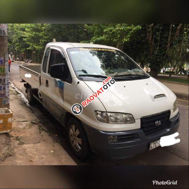 Bán xe Hyundai Libero sản xuất năm 2007, màu trắng, nhập khẩu-1