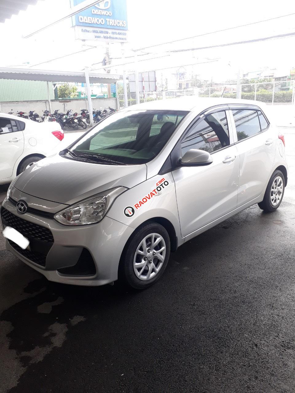 Hãng bán i10 1.0MT Base 2017, màu bạc, đúng chất, giá TL, hỗ trợ góp-7