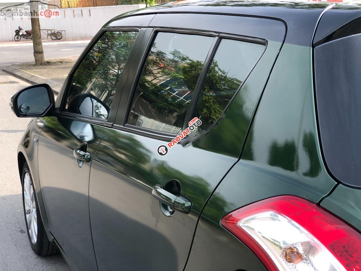 Cần bán Suzuki Swift 1.4 AT năm sản xuất 2015, màu xanh lam-0