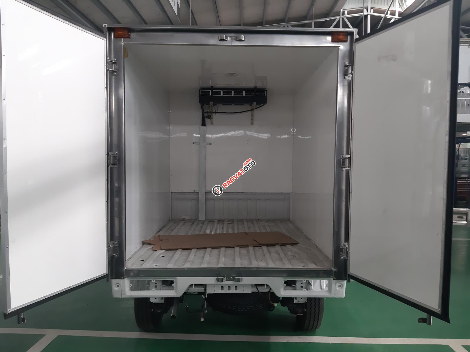 Bán xe tải Suzuki thùng kín, gắn máy lạnh-3