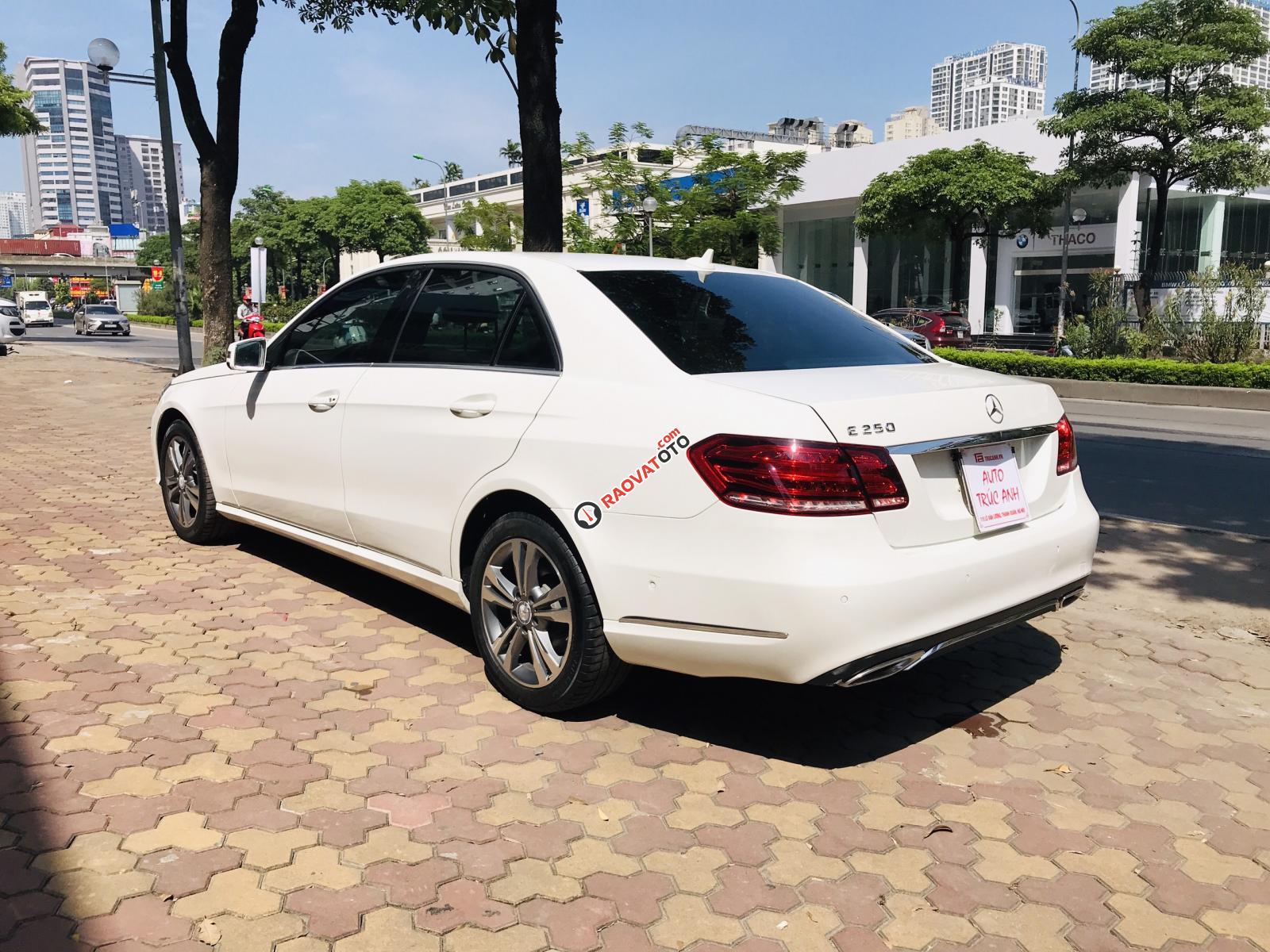 Bán Mercedes E250 Model 2015, 1 chủ từ mới-12