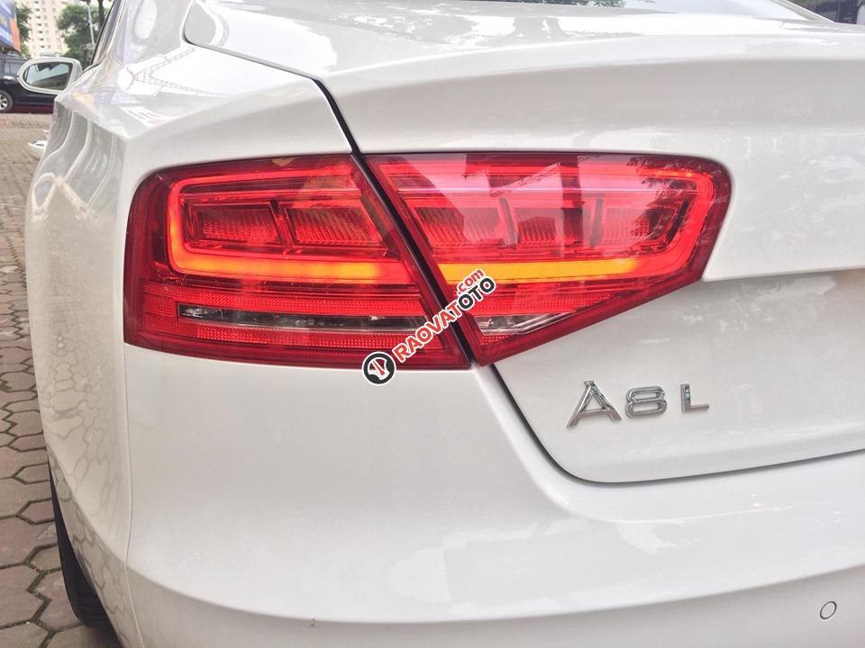 Audi A8L modell 2012, odo 4 vạn km, màu trắng-17