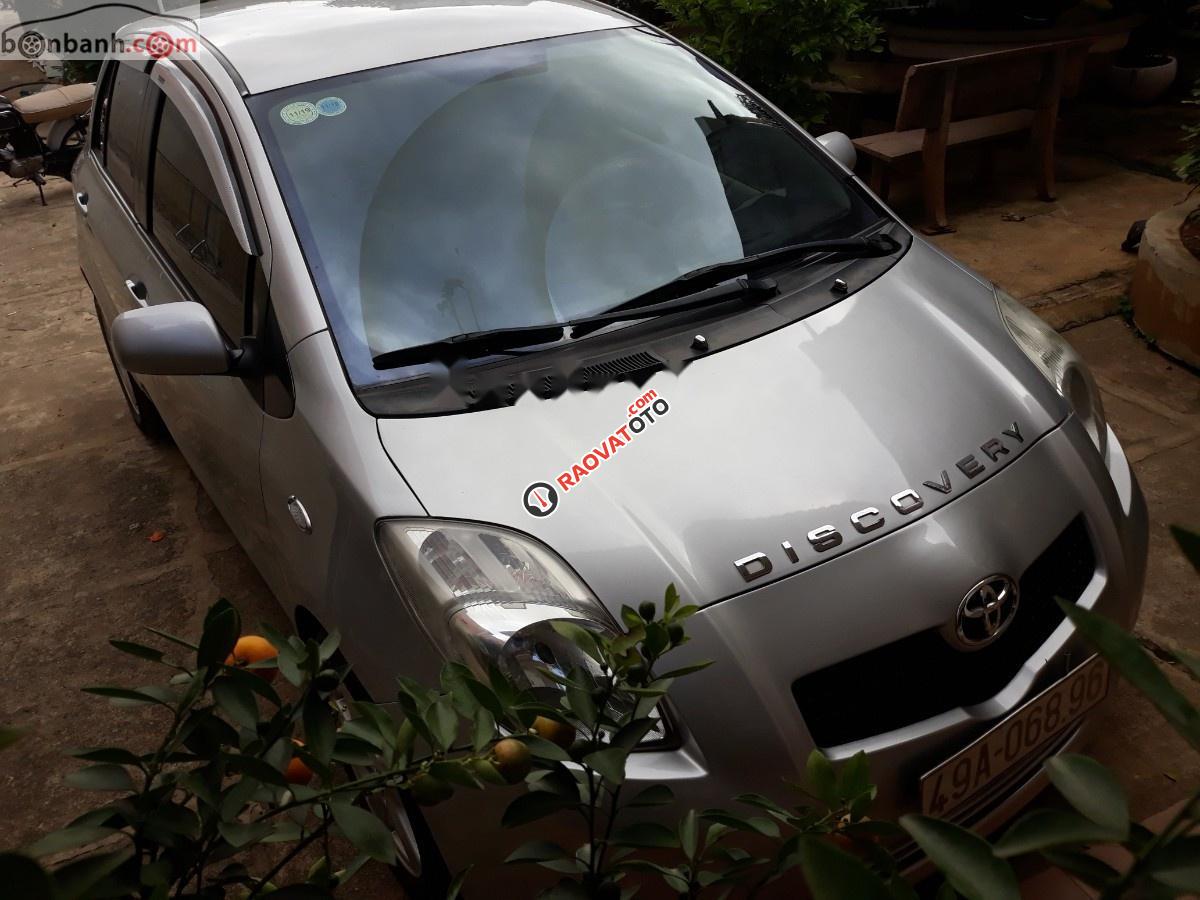 Cần bán lại xe Toyota Yaris năm 2007, màu bạc, nhập khẩu nguyên chiếc-6