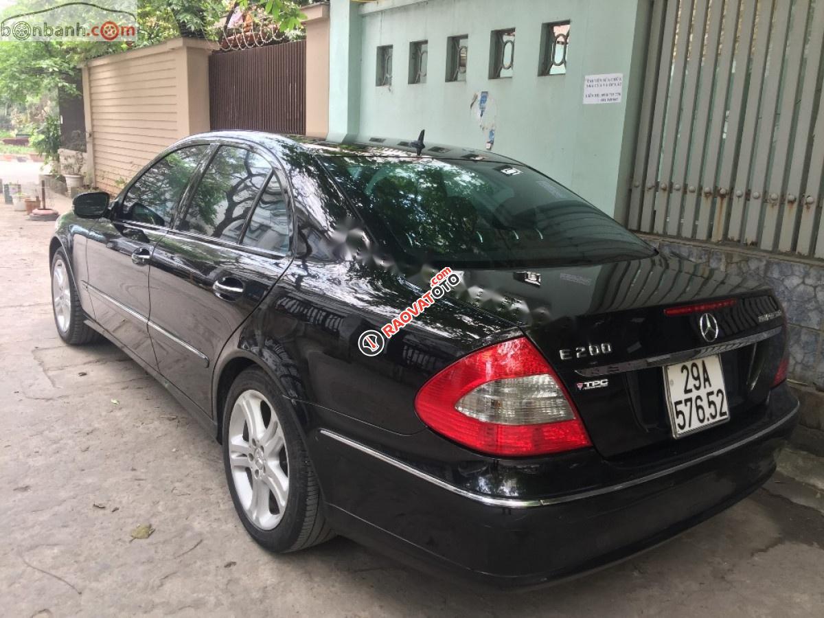 Bán Mercedes E200 sản xuất năm 2008, màu đen xe gia đình, giá chỉ 395 triệu-2