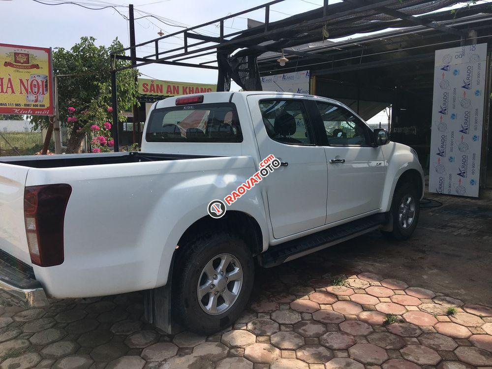 Cần bán gấp Isuzu Dmax 1.9MT sản xuất 2018, màu trắng, nhập khẩu nguyên chiếc số sàn giá cạnh tranh-0