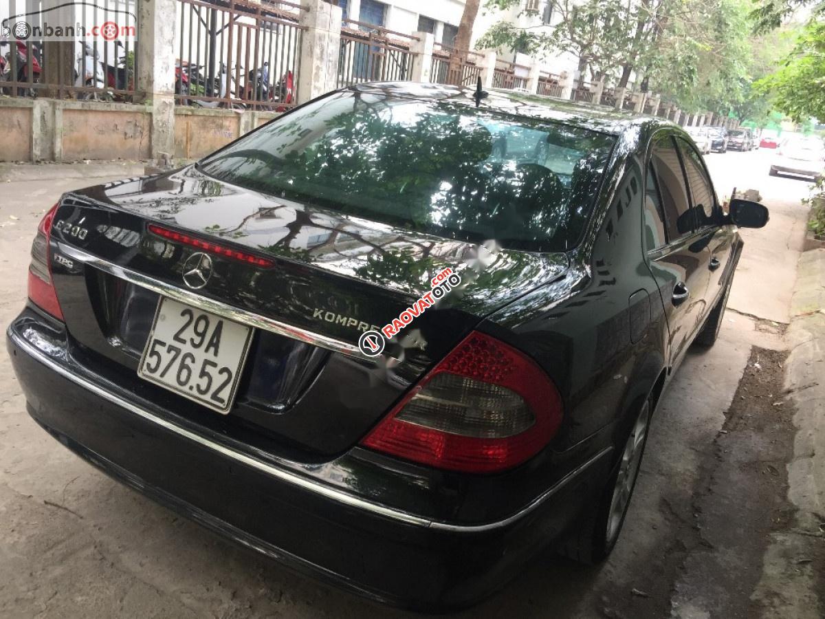 Bán Mercedes E200 sản xuất năm 2008, màu đen xe gia đình, giá chỉ 395 triệu-0