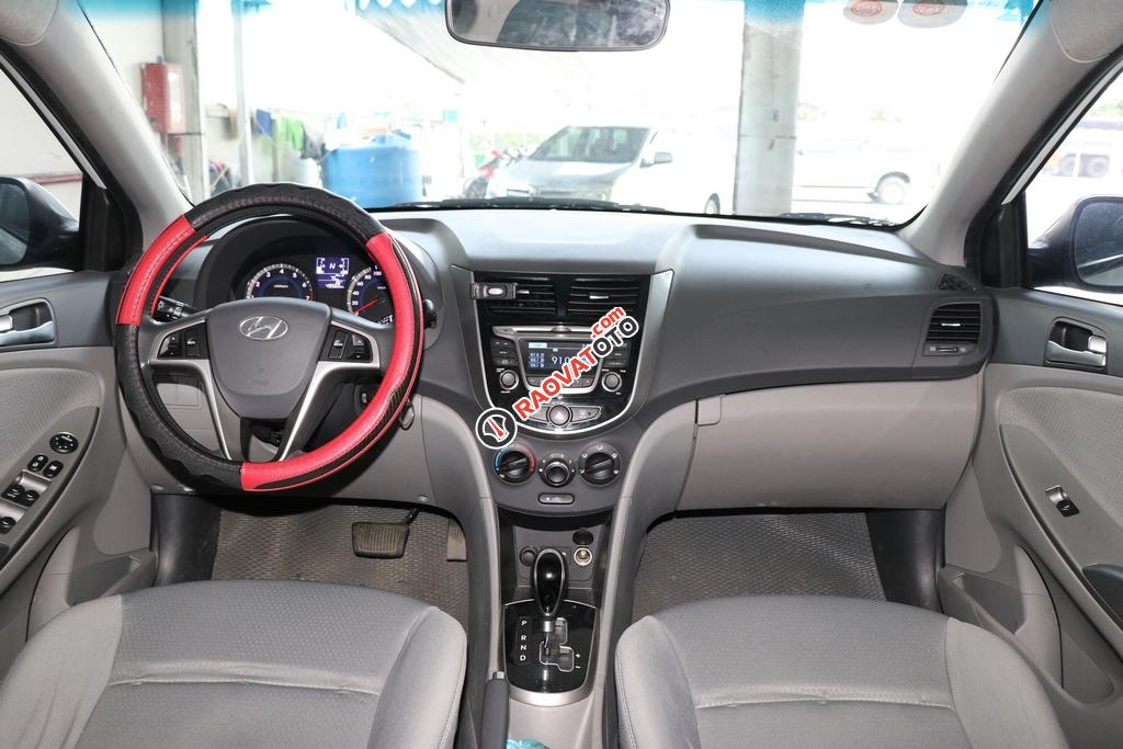 Bán Hyundai Accent Hatchback Blue 1.4AT sản xuất 2015, màu trắng, nhập khẩu-7