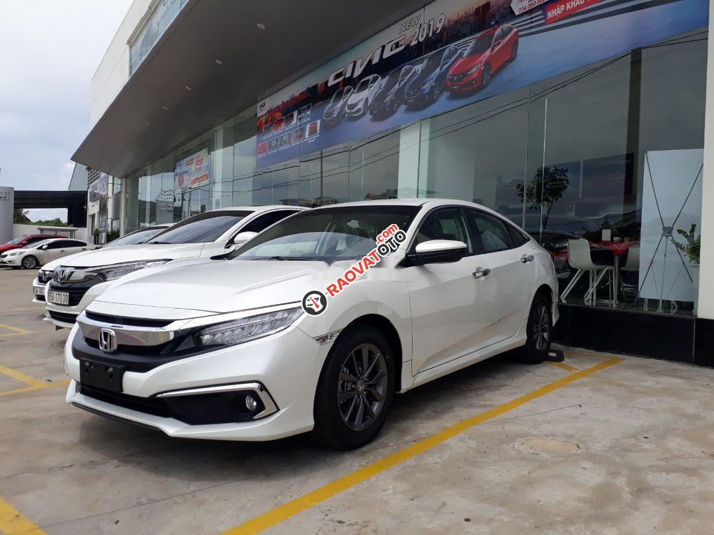 Bán Honda Civic sản xuất năm 2019, màu trắng, nhập khẩu -2