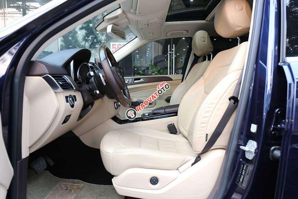 Cần bán Mercedes 400 2017, màu xanh lam, xe chạy giữ gìn như mới-2