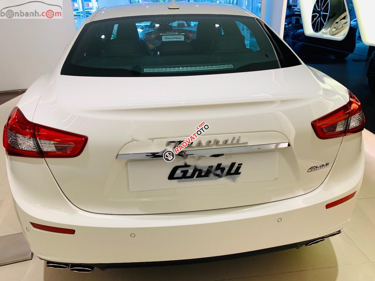 Cần bán lại xe Maserati Ghibli 3.0 V6 năm 2016, màu trắng, nhập khẩu-2