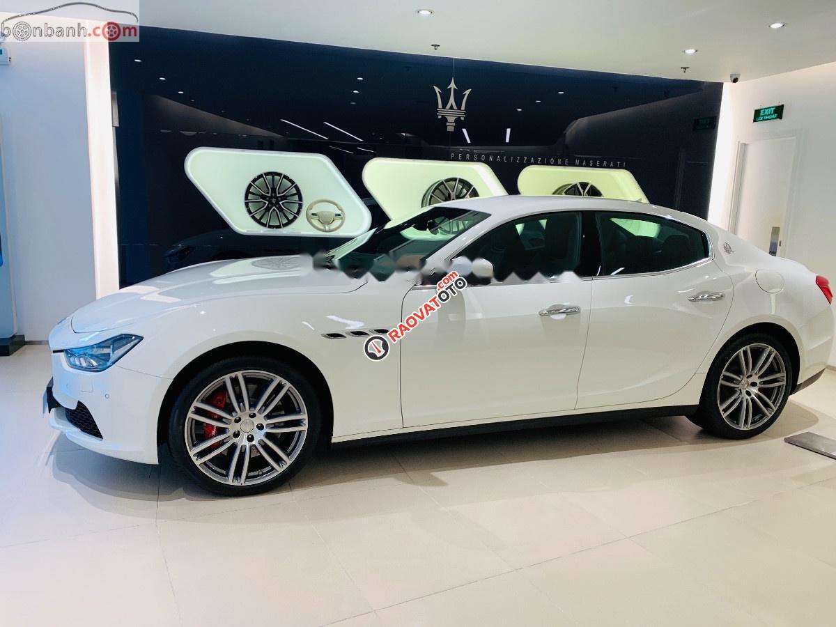 Cần bán lại xe Maserati Ghibli 3.0 V6 năm 2016, màu trắng, nhập khẩu-1