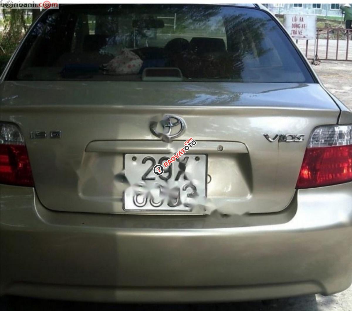 Cần bán Toyota Vios 2005, màu vàng, chính chủ-4