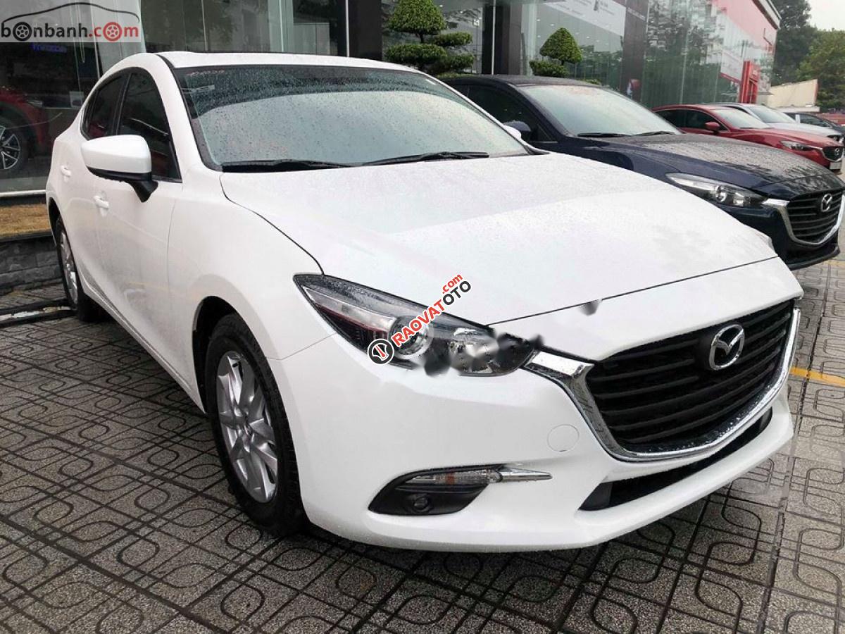 Bán Mazda 3 Luxury sản xuất năm 2019, màu trắng -9