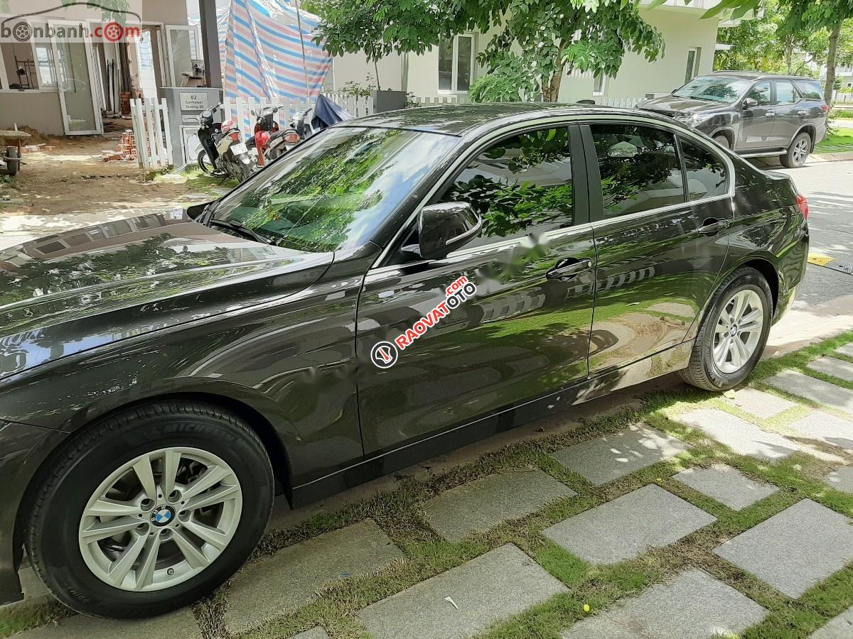 Bán xe BMW 3 Series 320i đời 2016, màu nâu, nhập khẩu -1