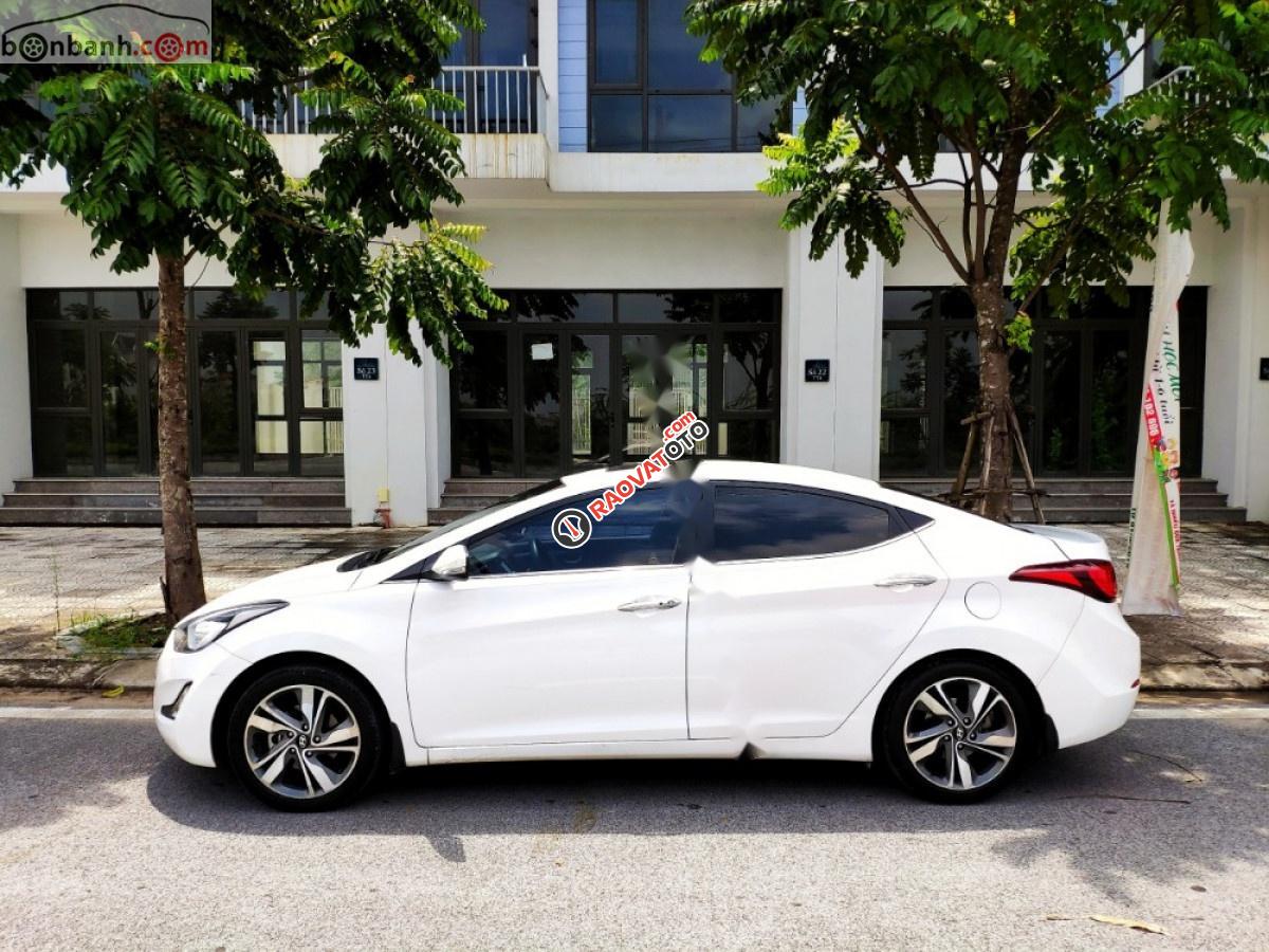 Bán Hyundai Elantra C đời 2015, màu trắng, nhập khẩu, chính chủ -5