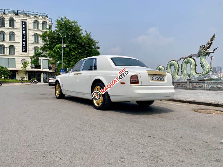 Bán xe Rolls-Royce Phantom Series VII sản xuất 2008, màu trắng-11