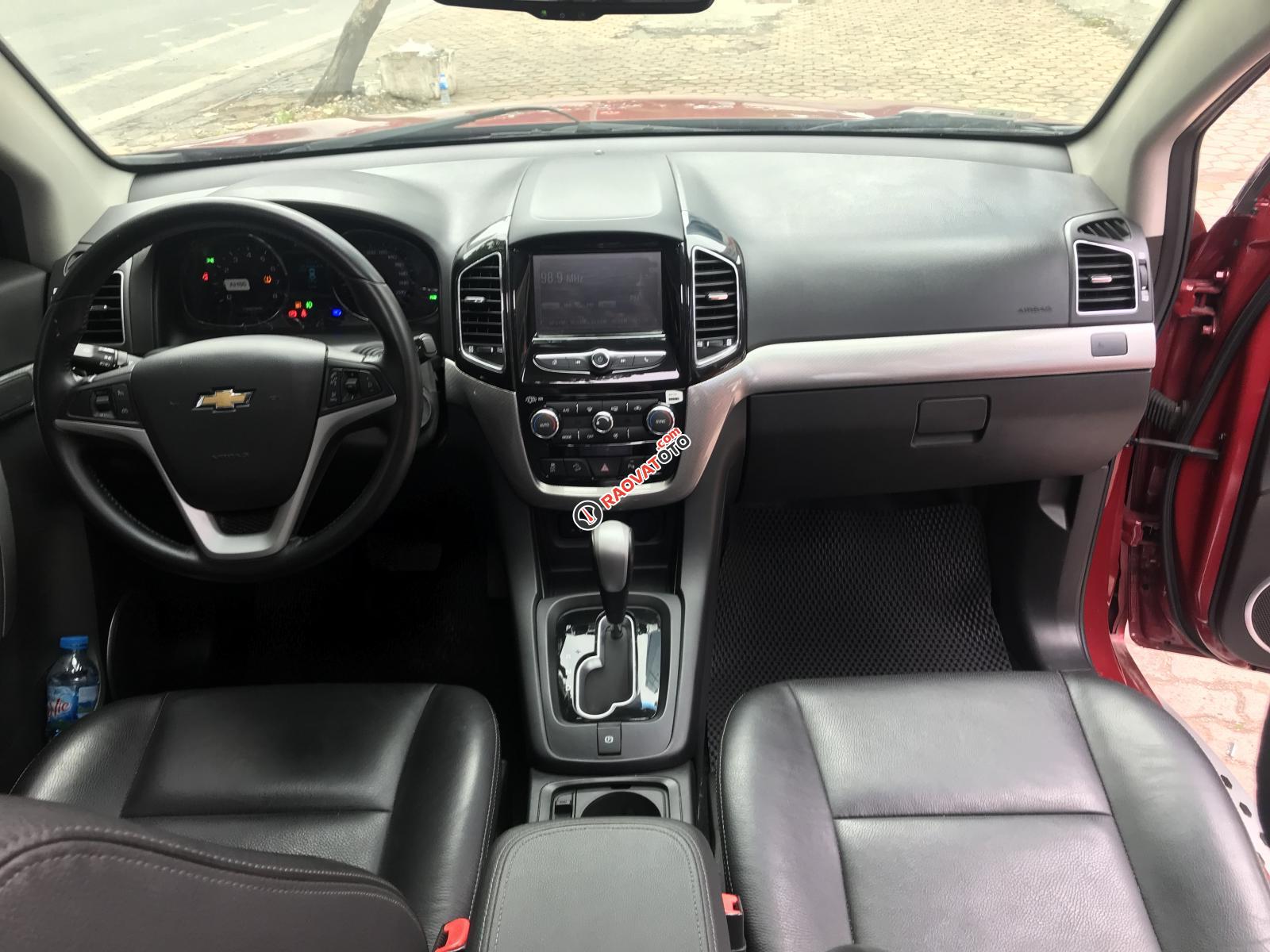 Bán xe Chevrolet Captiva Revv sản xuất năm 2018, màu đỏ-2