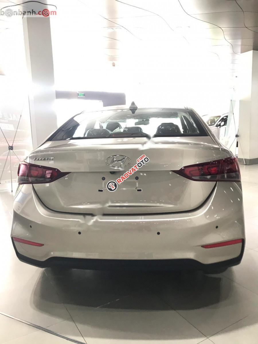 Bán xe Hyundai Accent 1.4 MT năm sản xuất 2019, màu bạc, 475tr-2