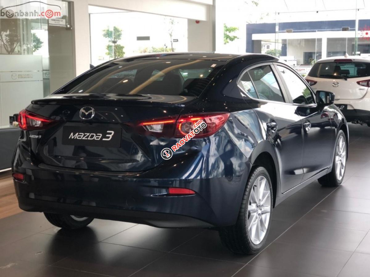 Bán Mazda 3 Luxury năm sản xuất 2019, màu xanh lam-2