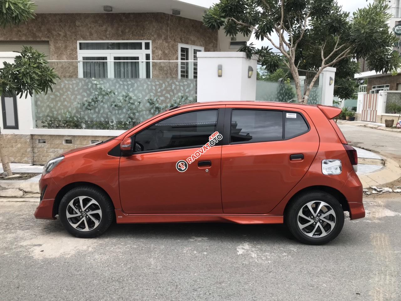 Cần bán xe Toyota Wigo Full đời 2018, màu cam, nhập khẩu nguyên chiếc-1