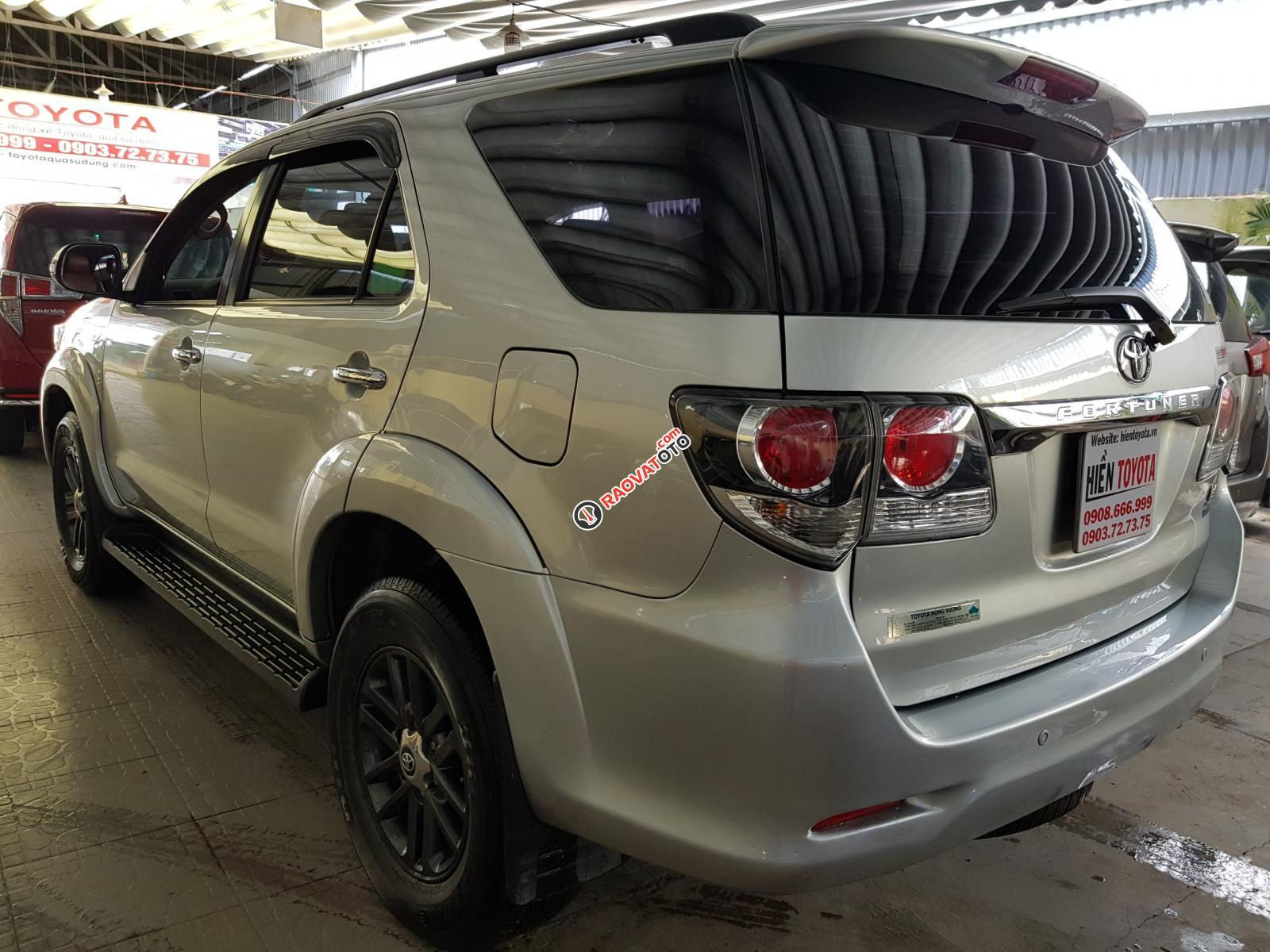 Bán ô tô Toyota Fortuner 2.4G máy dầu 2015, màu bạc, giá chỉ 820 triệu-3