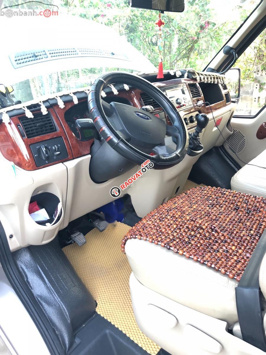 Bán xe Ford Transit Mid đời 2017, màu bạc-4